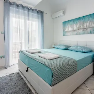 Tena , Selce Croatia