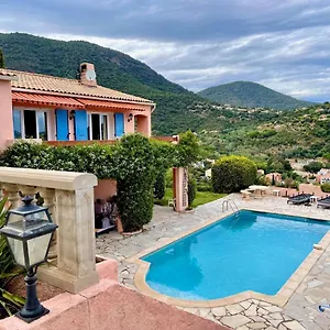 https://rez-de-villa-piscine.fr-provencehotel.com