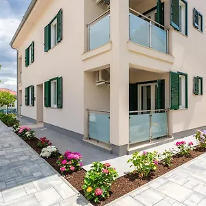 Divine Apartament Baška