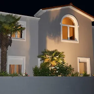 Petar Pan , Fazana Croatia