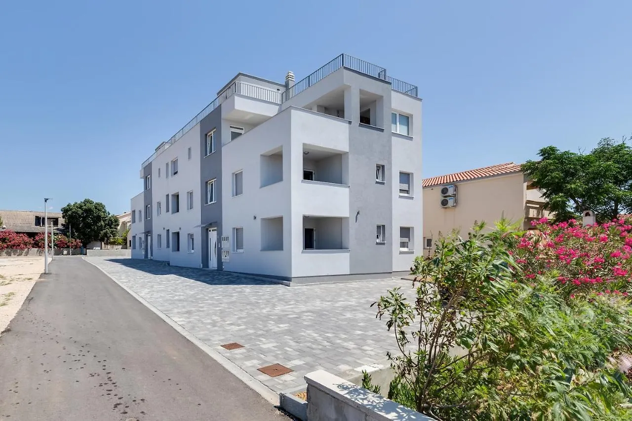 Appartamento Apartmani Kastelina Vir