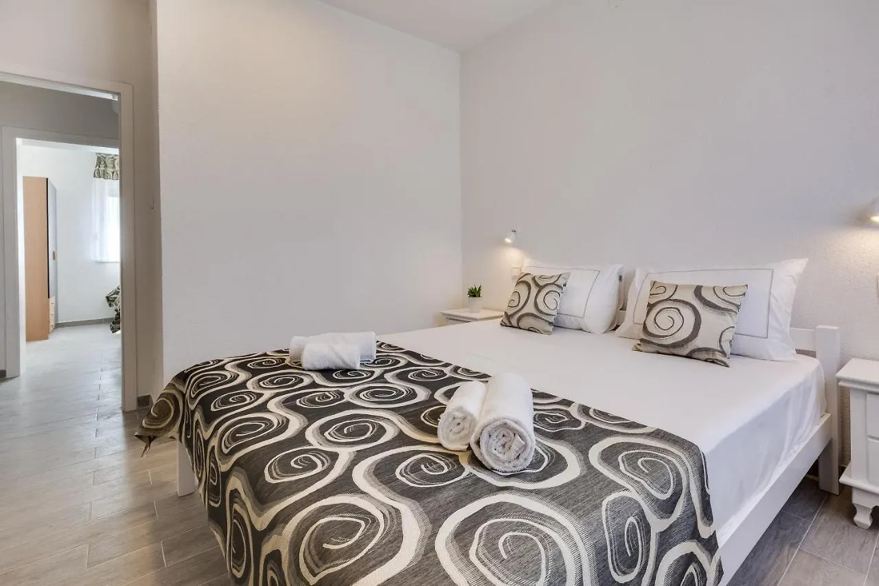 Apartmani Kastelina Vir Appartamento